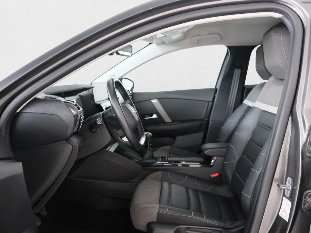 Citroën C4 PureTech 130 S&S 6v Shine 11