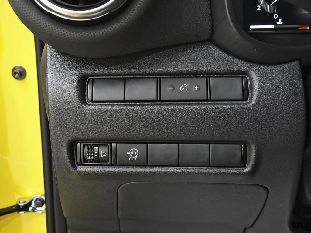 Nissan Juke DIG-T 84 kW (114 CV) Ikon Edition Kiiro 12