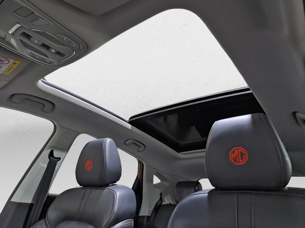 MG ZS 1.0T Luxury 34