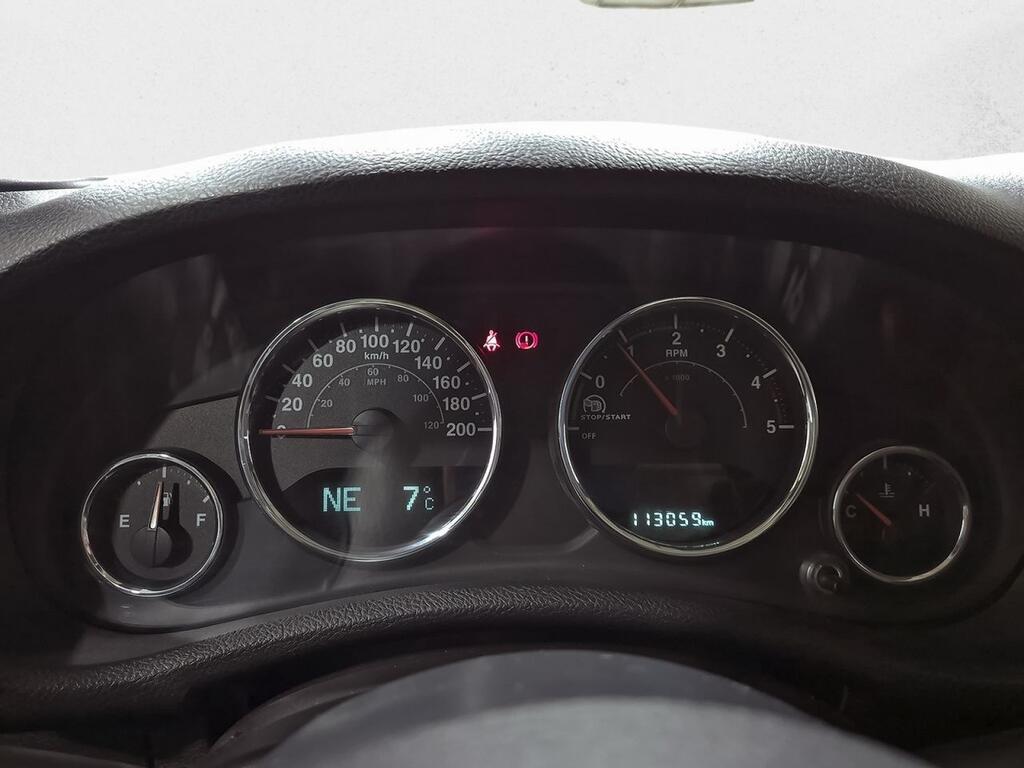 Jeep Wrangler 2.8 CRD Sport 14