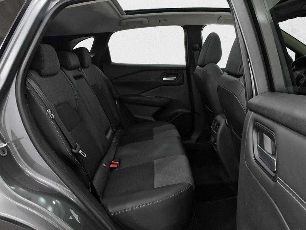 Nissan Qashqai DIG-T 103kW N-Connecta 8