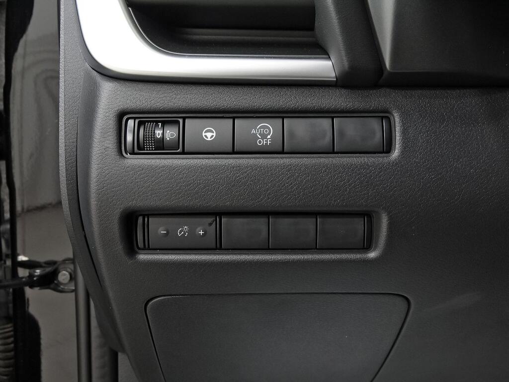 Nissan Qashqai DIG-T 116kW CVT N-Connecta 12