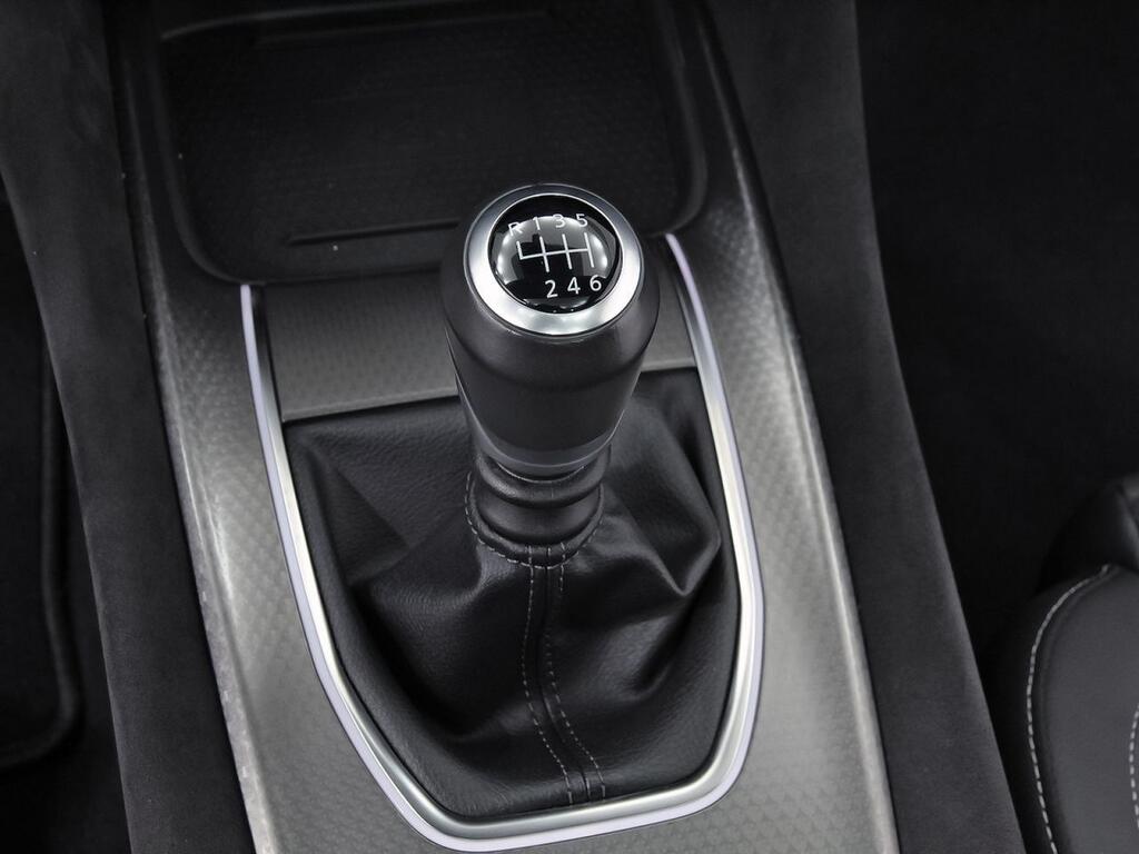 Nissan Qashqai DIG-T 103kW (140CV) mHEV 4x2 N-Design 31