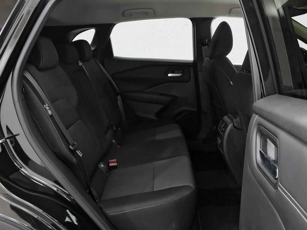 Nissan Qashqai DIG-T 116kW Xtronic N-Connecta 8