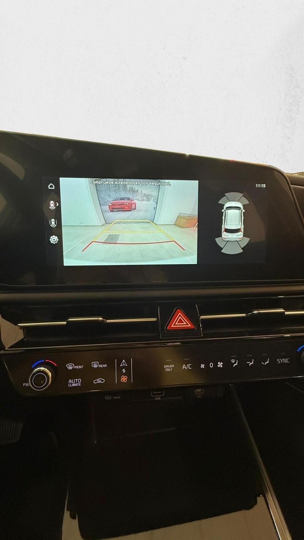 Kia Niro 1.6 GDi PHEV 126kW (171CV) Drive 17