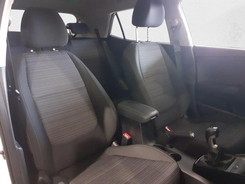 Kia Stonic 1.0 T-GDi 88kW (120CV) Drive 9