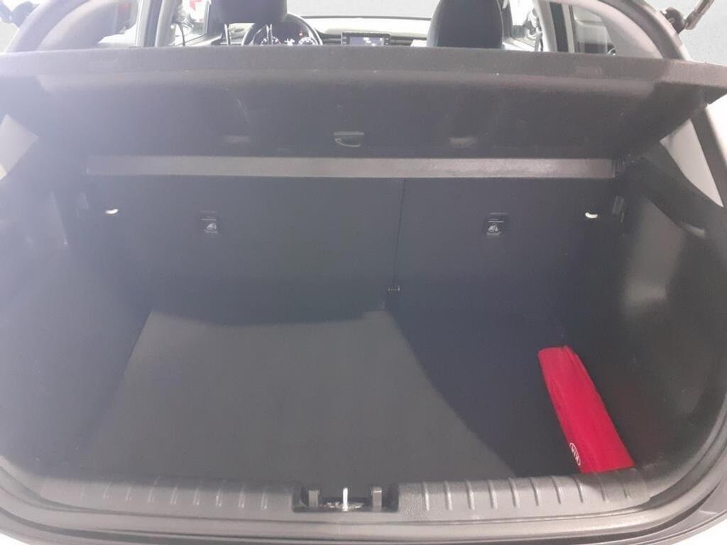 Kia Stonic 1.0 T-GDi 88kW (120CV) Drive 13