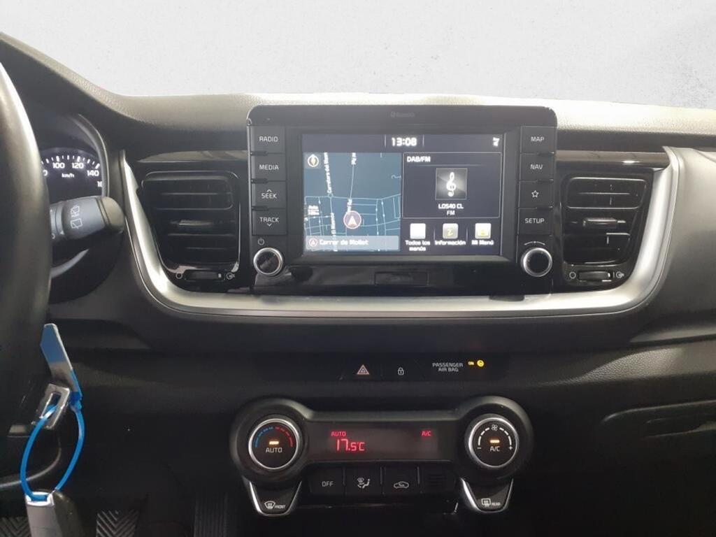 Kia Stonic 1.0 T-GDi 88kW (120CV) Drive 15