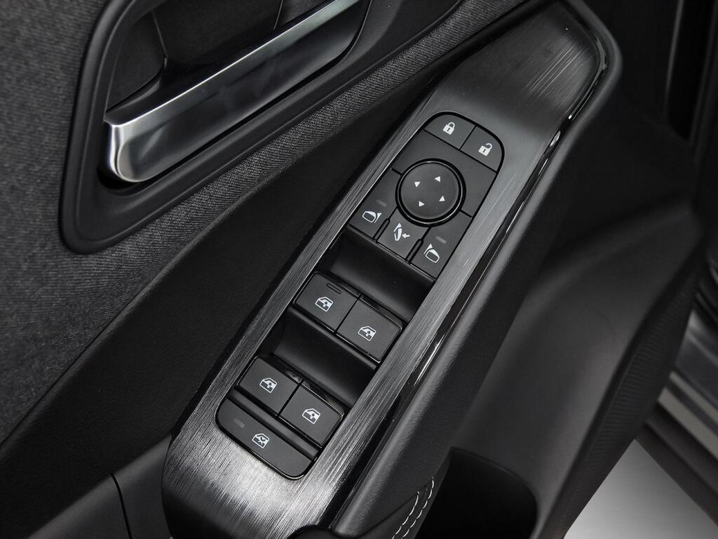 Nissan Qashqai DIG-T 103kW (140CV) mHEV 4x2 Acenta 12