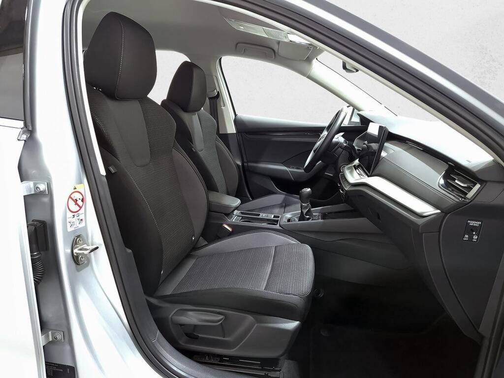 Skoda Octavia Combi 2.0 TDI 85kW (115CV) Design 5