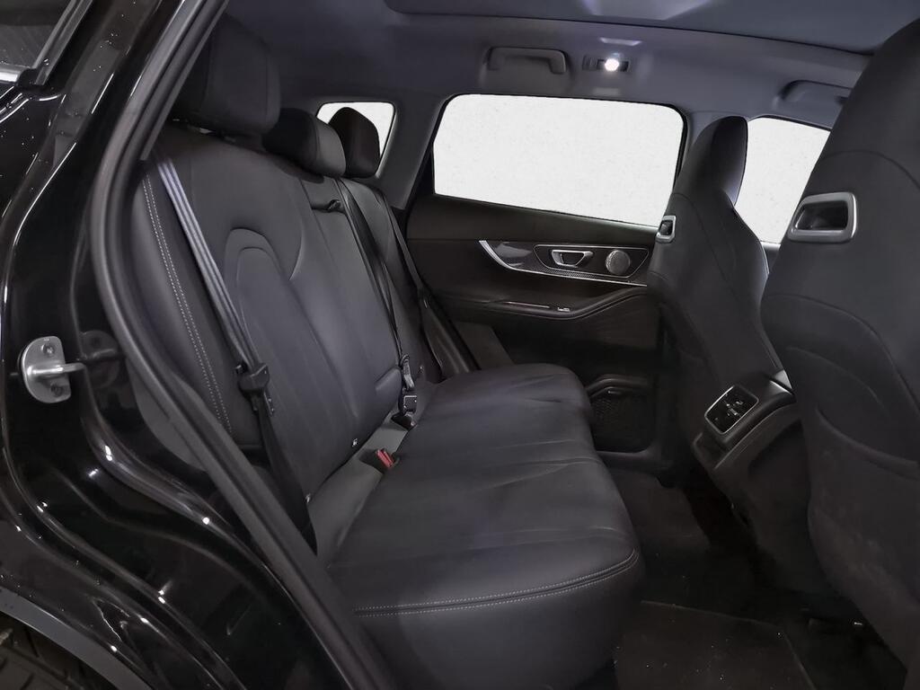 Ebro S700 1.5 TGDI PHEV Luxury E-CVT 8