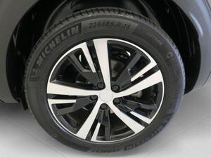 Peugeot 3008 1.2 PureTech 96KW (130CV) S&S GT 23
