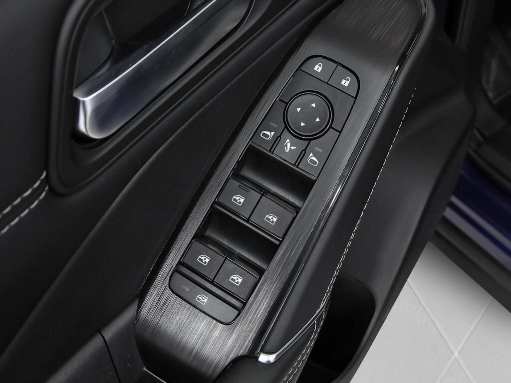 Nissan Qashqai DIG-T 116kW Xtronic N-Connecta 11