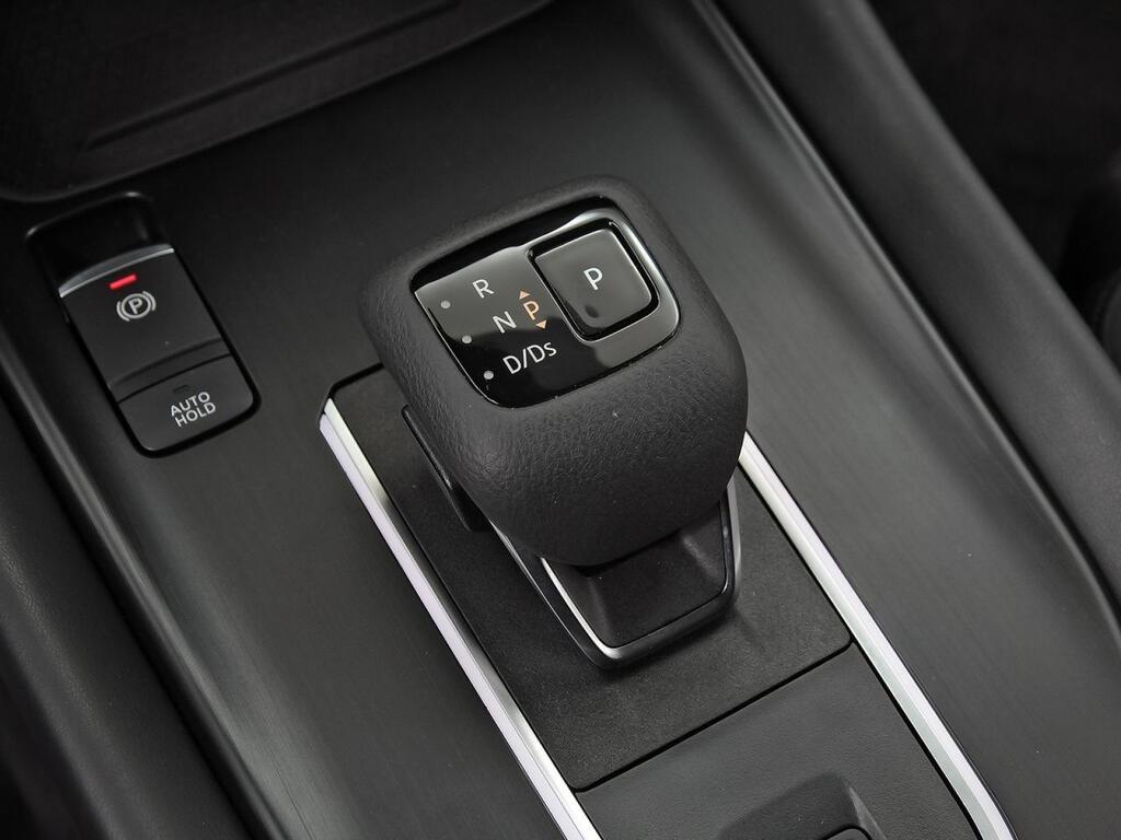 Nissan Qashqai DIG-T 116kW Xtronic N-Connecta 30