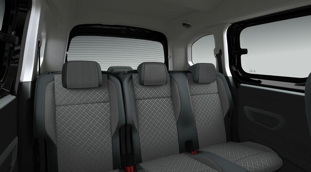 Opel Combo Cargo 1.5 TD 74KW SWB 4P 6