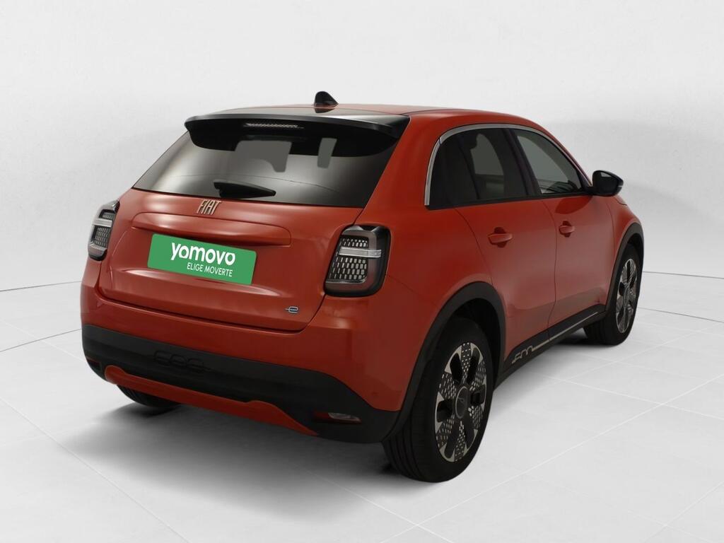 Fiat 600 600e La prima 54kwh 115kw (156cv) 4