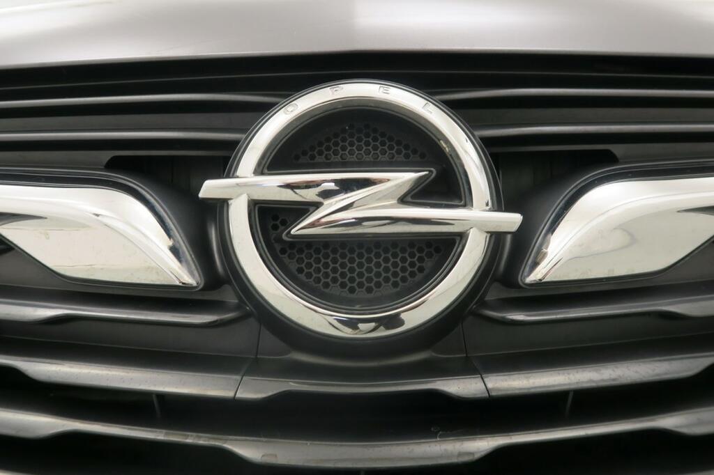 Opel Grandland X 1.2 Turbo Selective 17