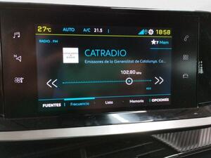 Peugeot 2008 Eléctrico Allure Pack (100kW) 7