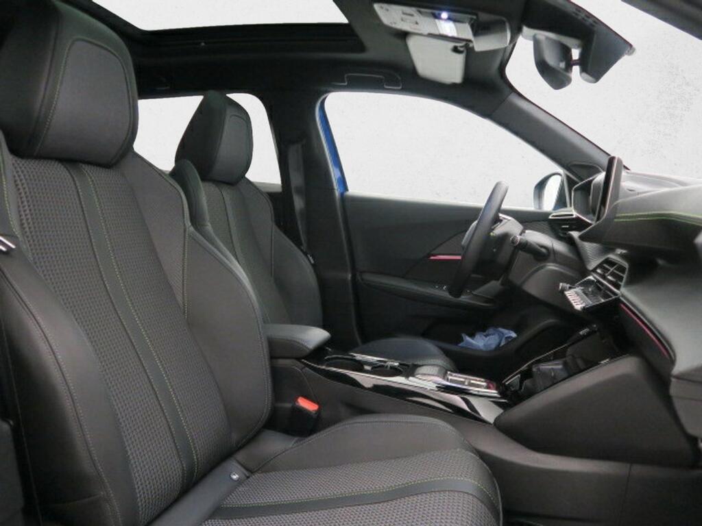 Peugeot 2008 Eléctrico GT 136 (100kW) 15