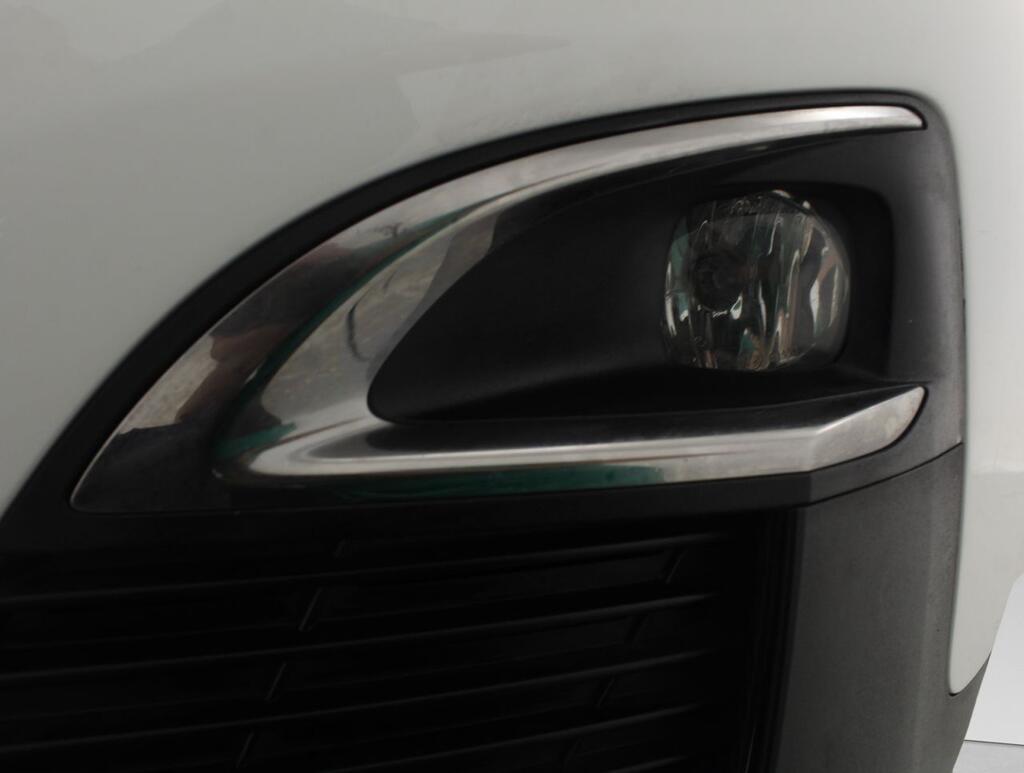 Peugeot 3008 1.2 PURETECH 96KW (130CV) ALLURE EAT8 23