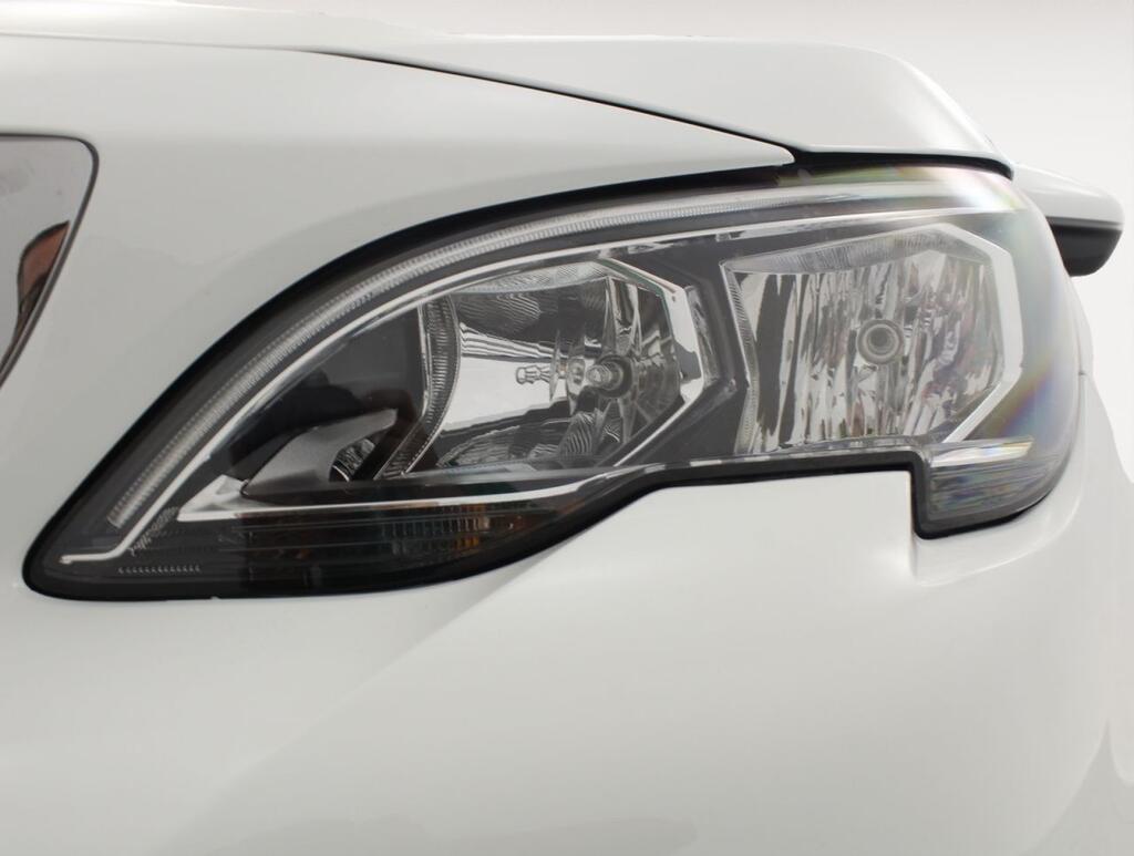 Peugeot 3008 1.2 PURETECH 96KW (130CV) ALLURE EAT8 22