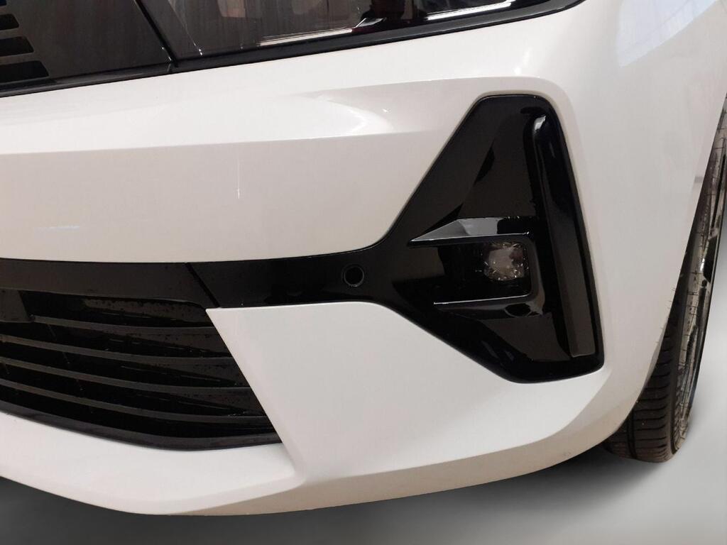 Opel Astra 54kWh GS Auto 10