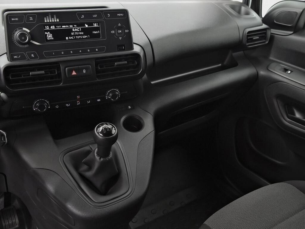 Peugeot Partner FG 1.5 BLUEHDI 100 PRO STANDARD 3P 1000KG 21