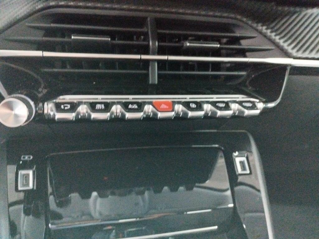 Peugeot 208 Eléctrico Allure 14