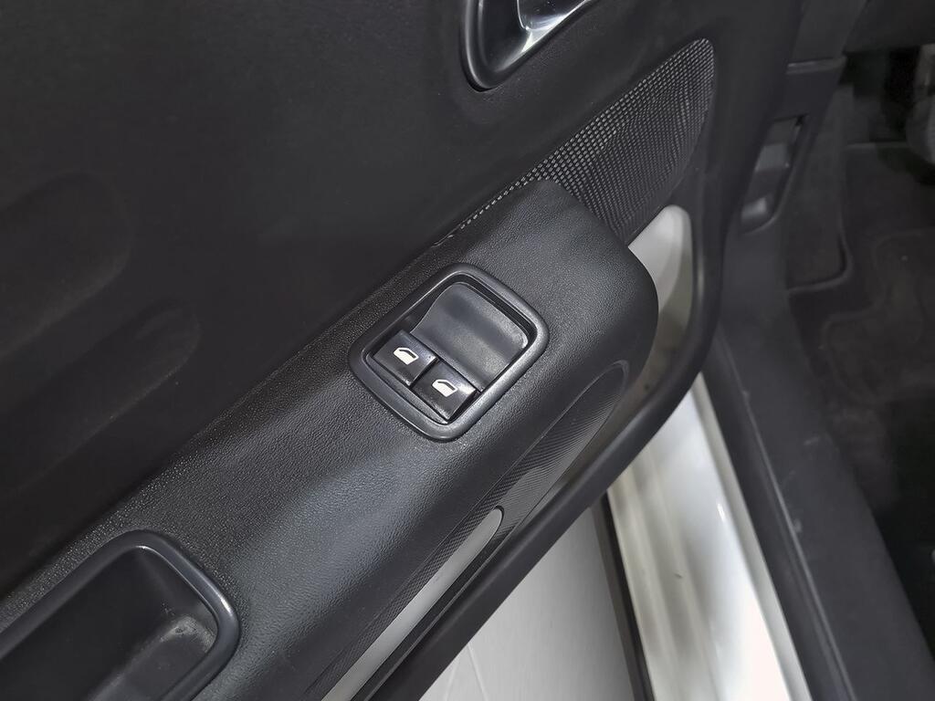 Citroën C3 PureTech 60KW (83CV) Feel 11