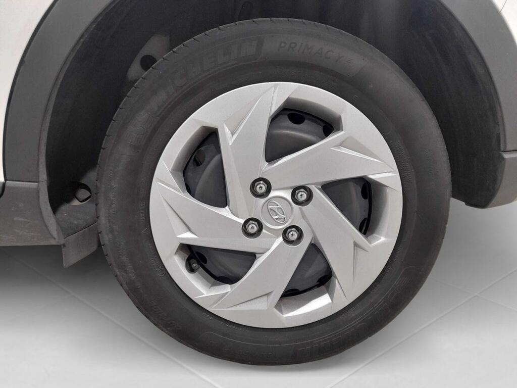 Hyundai Bayon 1.2 MPI Essence 13