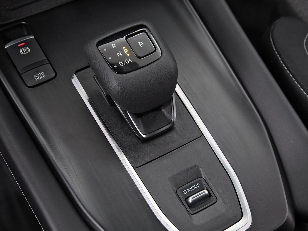 Nissan Qashqai DIG-T 116kW Xtronic N-Connecta 32