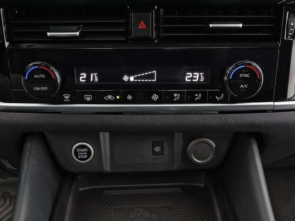 Nissan Qashqai DIG-T 116kW Xtronic N-Connecta 29