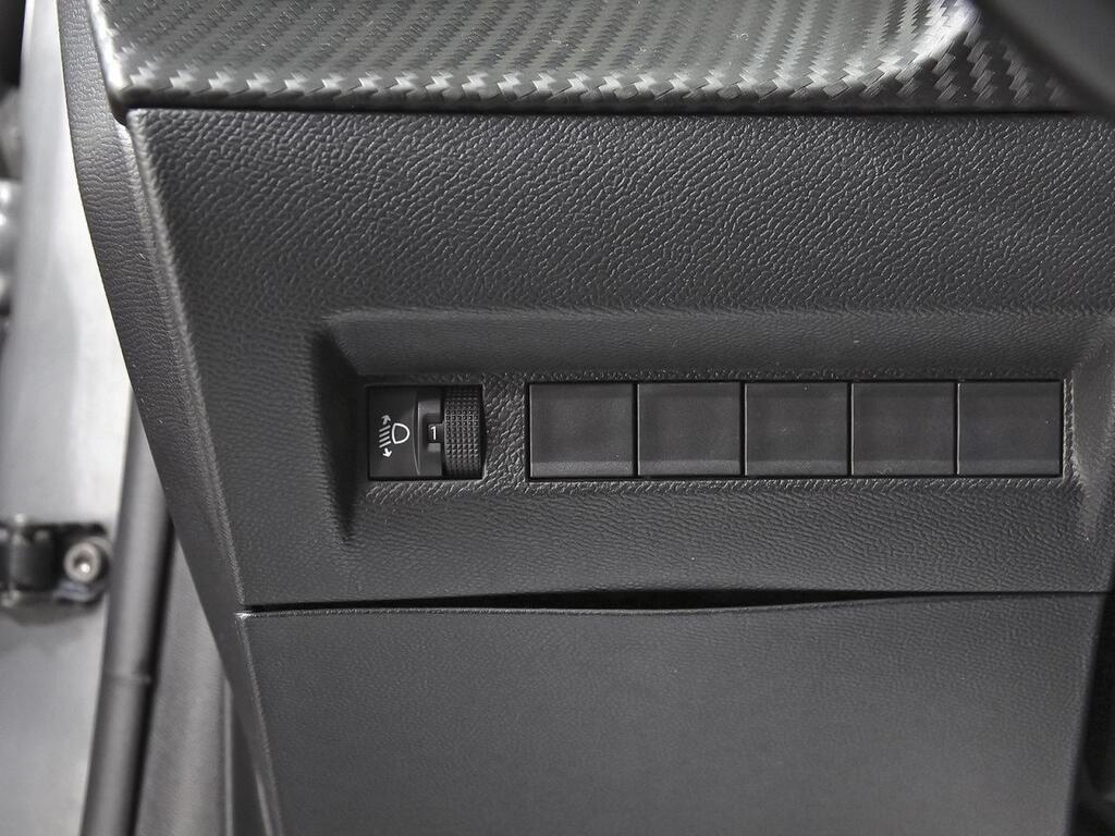 Peugeot 208 Allure HYBRID 100 eDCS6 13