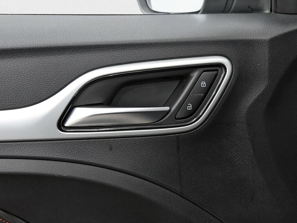 MG ZS 1.0T Luxury 14