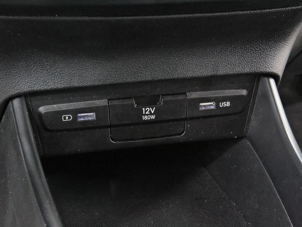 Hyundai i20 1.0 TGDI 74kW (100CV) Klass 27