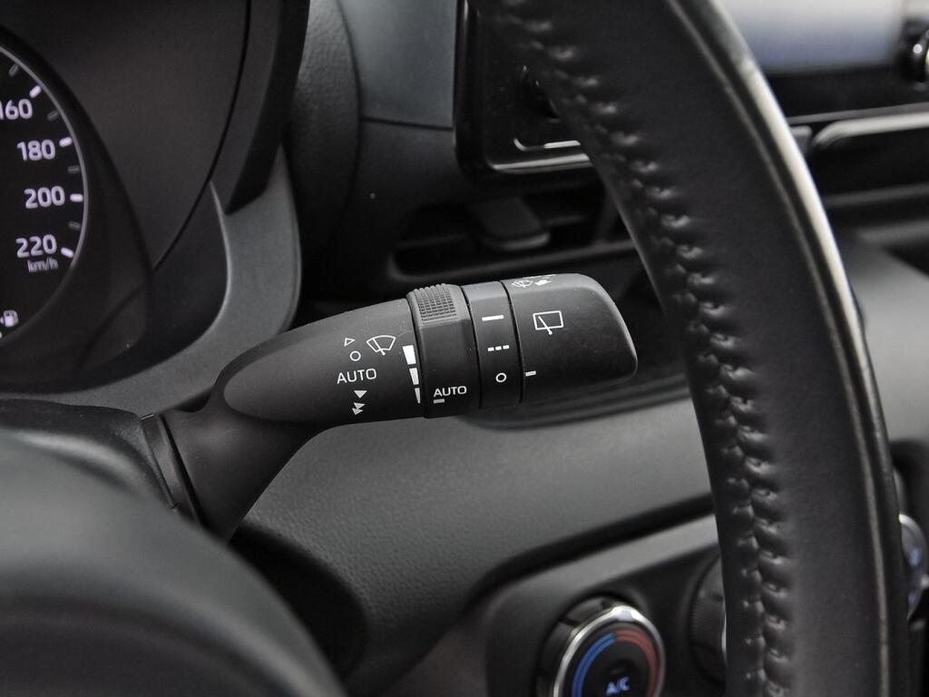 Toyota Yaris 1.5 125 S-Edition 17