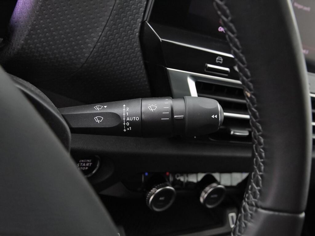 Citroën C4 PureTech 130 S&S EAT8 Shine 17