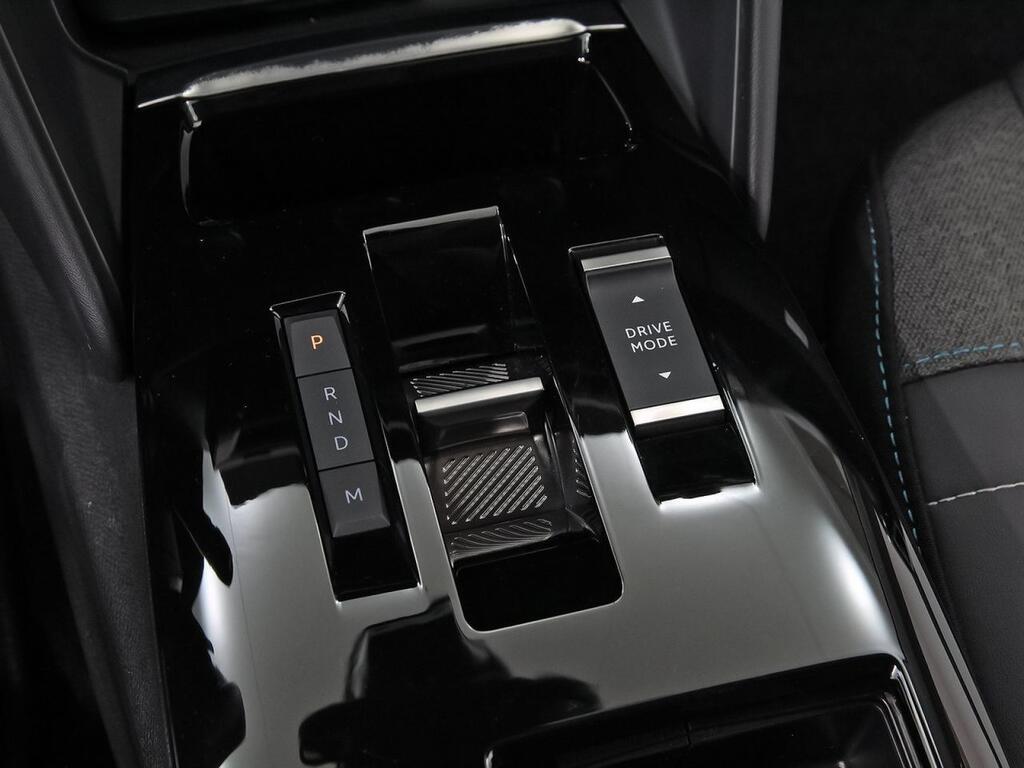 Citroën C4 PureTech 130 S&S EAT8 Shine 31