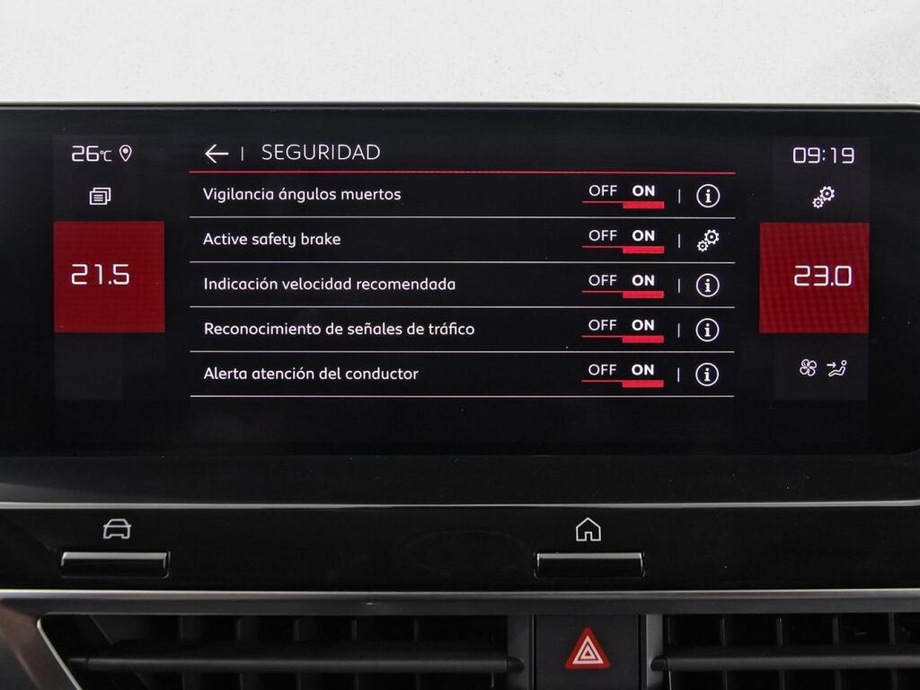 Citroën C4 PureTech 130 S&S EAT8 Shine 28