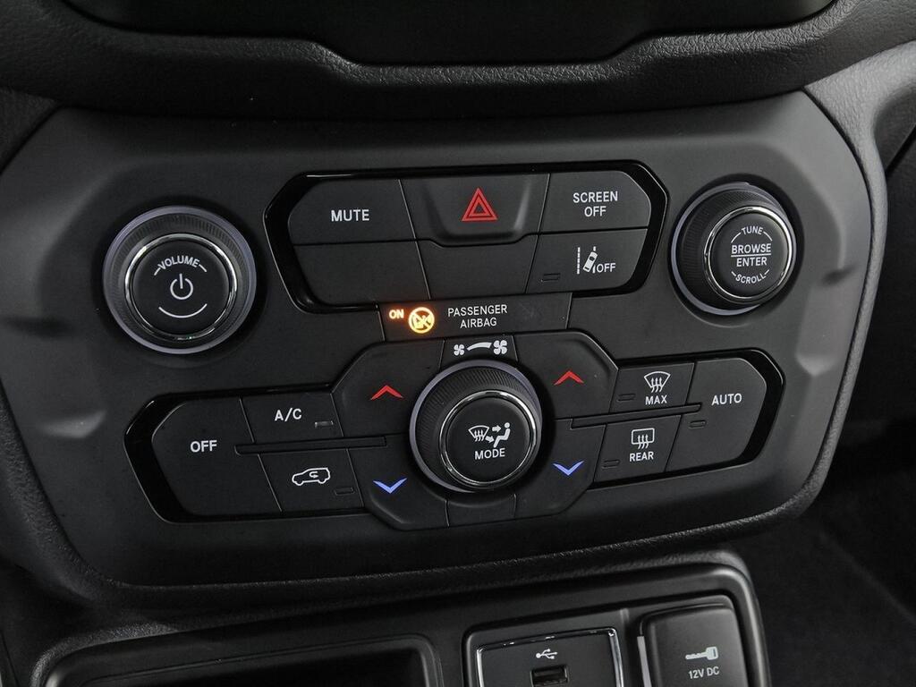 Jeep Renegade Longitude eHybrid 1.5 96kW(130CV) ATX 29