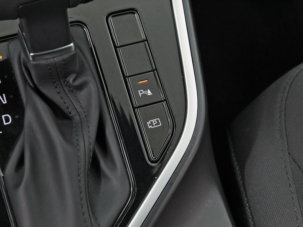 Kia Niro 1.6 GDi PHEV 104kW (141CV) Concept 30