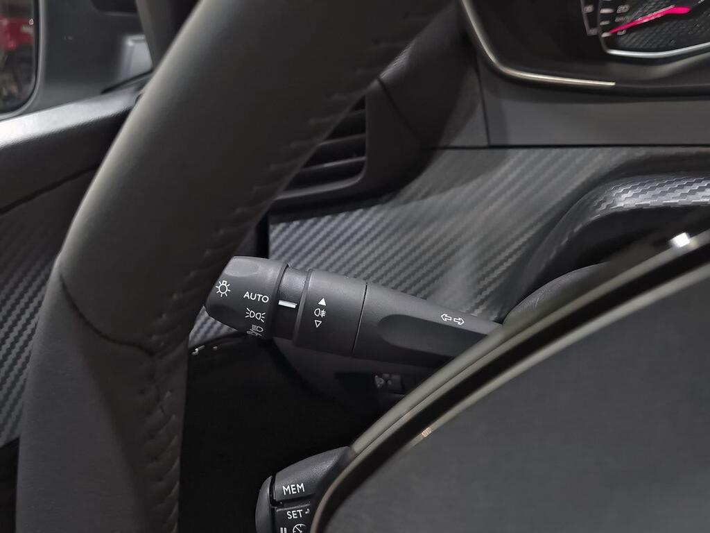 Peugeot 208 PureTech 74kW (100CV) Style 13