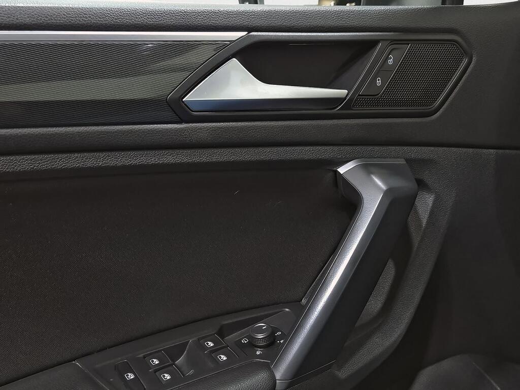 Volkswagen Tiguan Sport 1.5 TSI 110kW (150CV) DSG 29