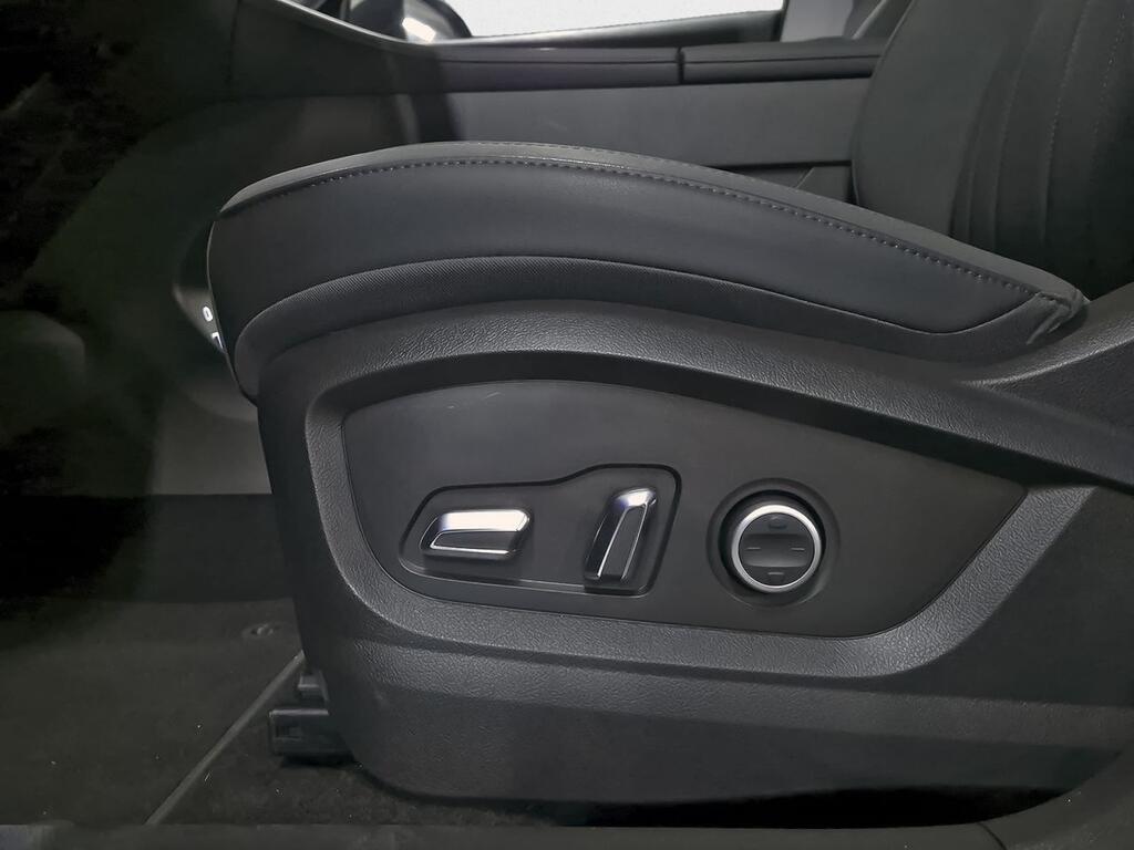 Ebro S800 1.5 TGDI PHEV Luxury E-CVT 28