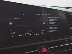 Kia Niro 1.6 GDi HEV 104kW (141CV) Concept 24