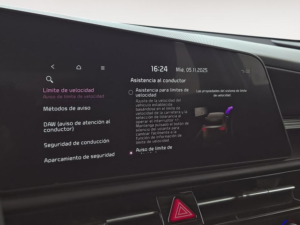 Kia Niro 1.6 GDi HEV 104kW (141CV) Concept 25