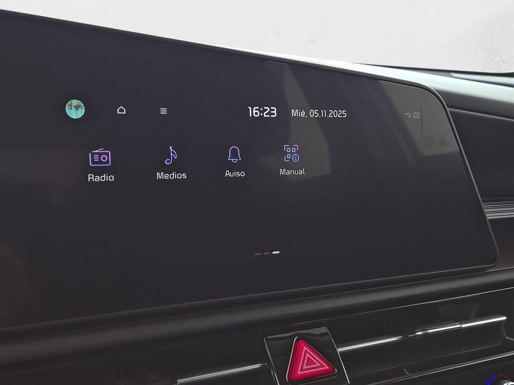 Kia Niro 1.6 GDi HEV 104kW (141CV) Concept 21