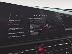 Kia Niro 1.6 GDi HEV 104kW (141CV) Concept 29