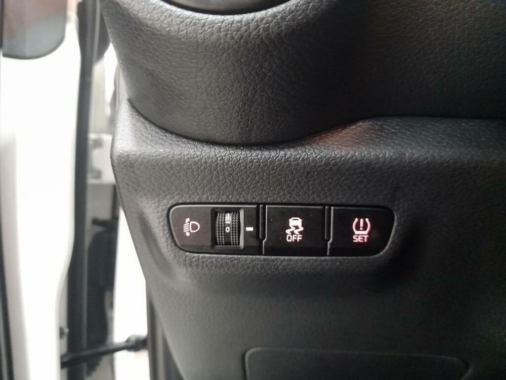 Kia Picanto 1.0 DPi 49kW (67CV) Concept 17