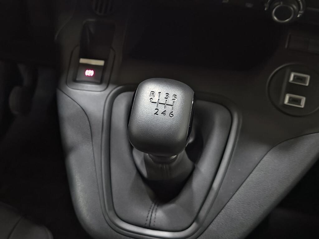 Citroën Berlingo Talla M BlueHDi 100 S&S PLUS 23